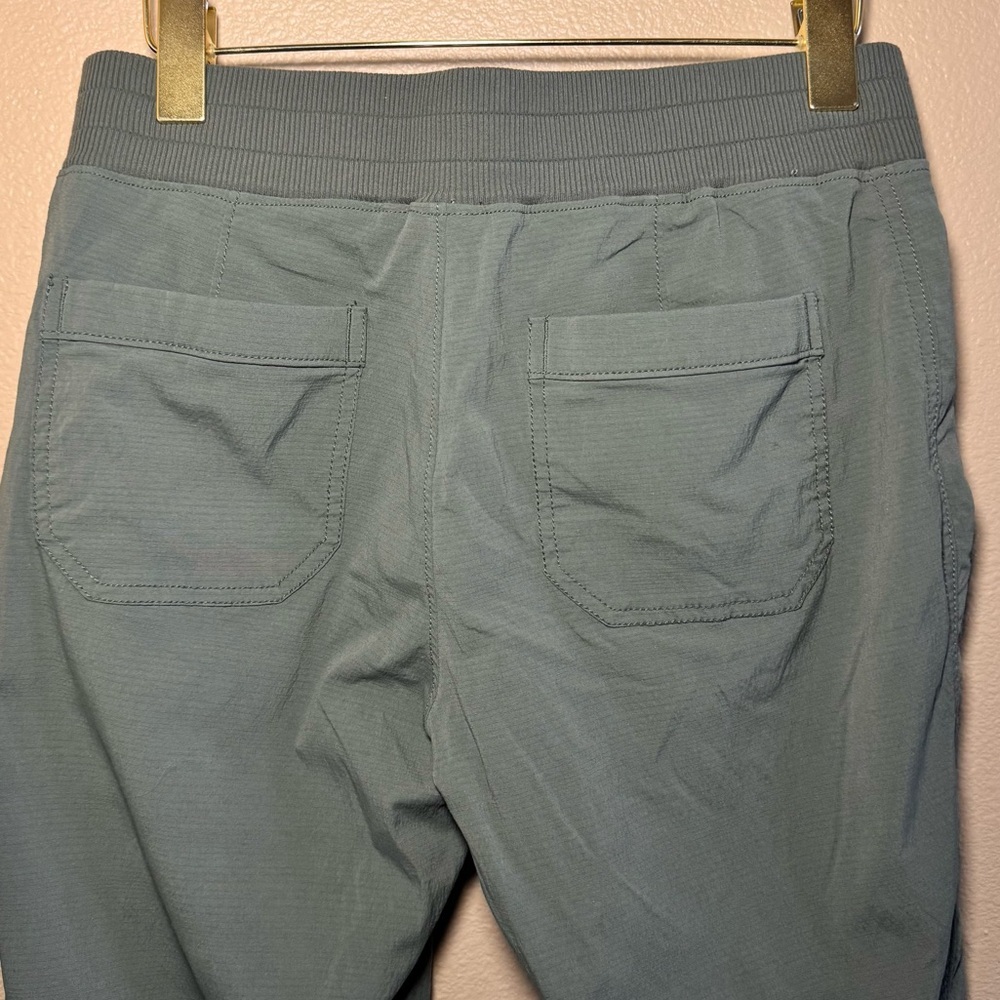 Athleta Trekkie Crop Leg Hiking Outdoor Pants Women’s size 6 - Picture 5 of 12